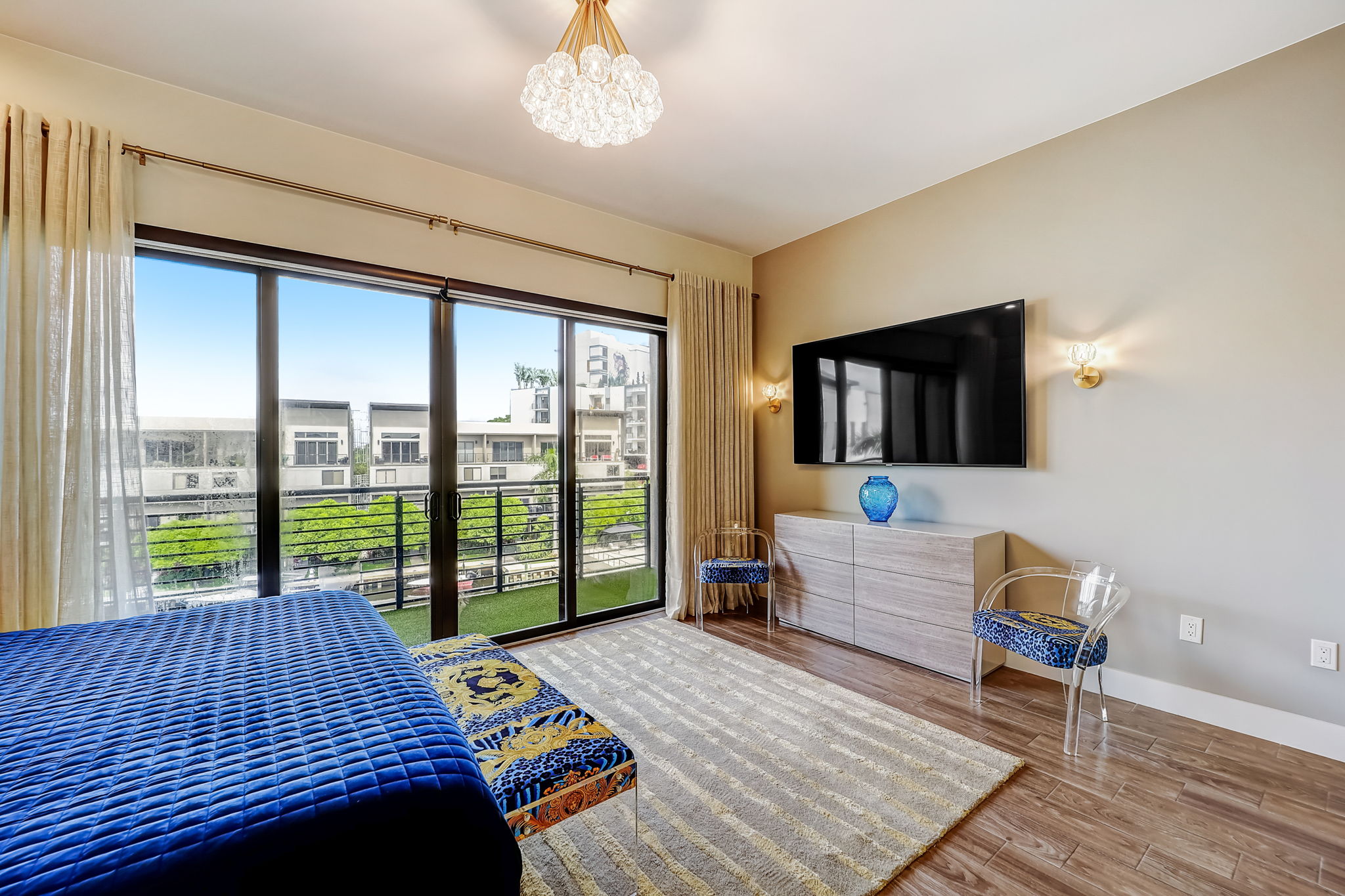 SE 1st Cir-043
