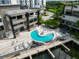 SE 1st Cir-075