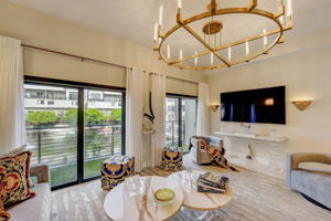 SE 1st Cir-012