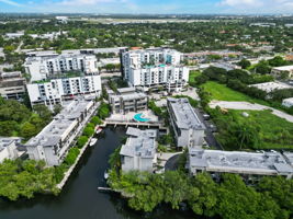 SE 1st Cir-082