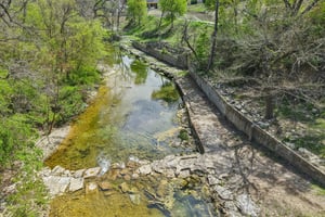 Via Lago-2503-908.jpg