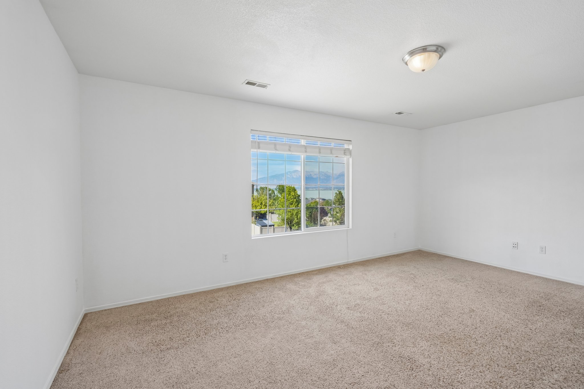 231262-232963 - 173 W Cooper Ave-S2907-018.jpg