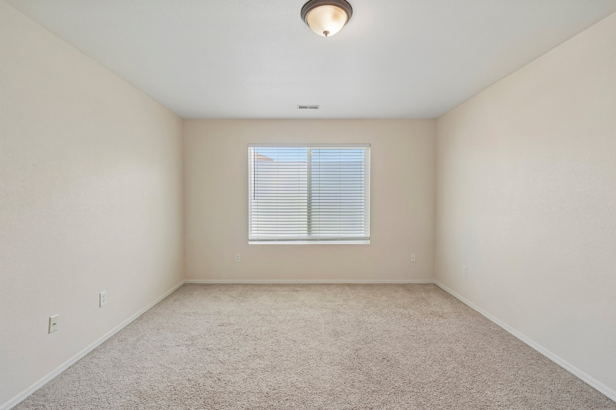 231262-232963 - 173 W Cooper Ave-S2907-025.jpg