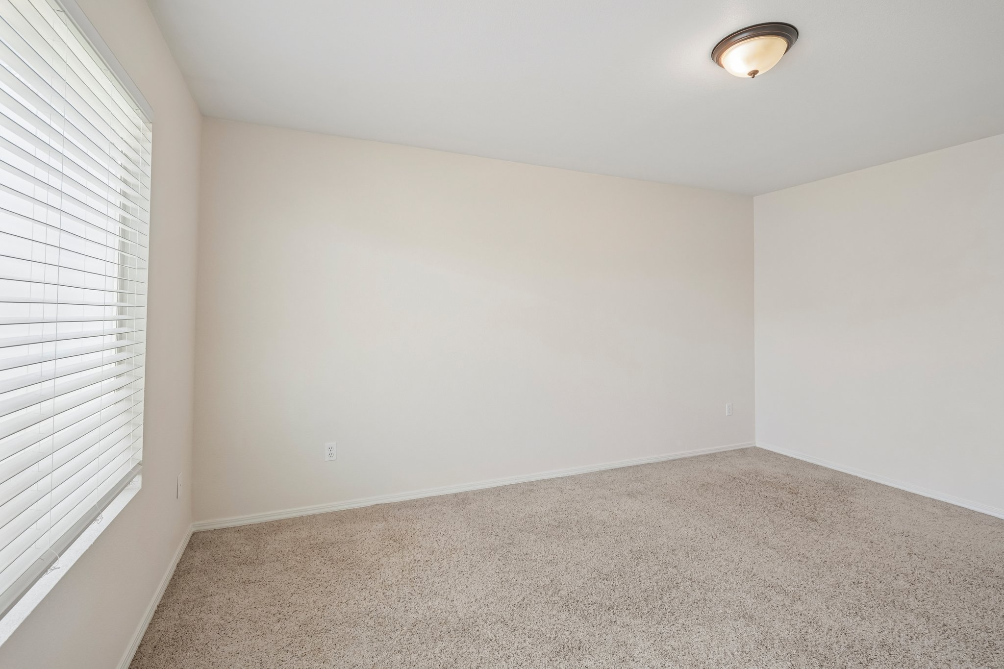 231262-232963 - 173 W Cooper Ave-S2907-026.jpg