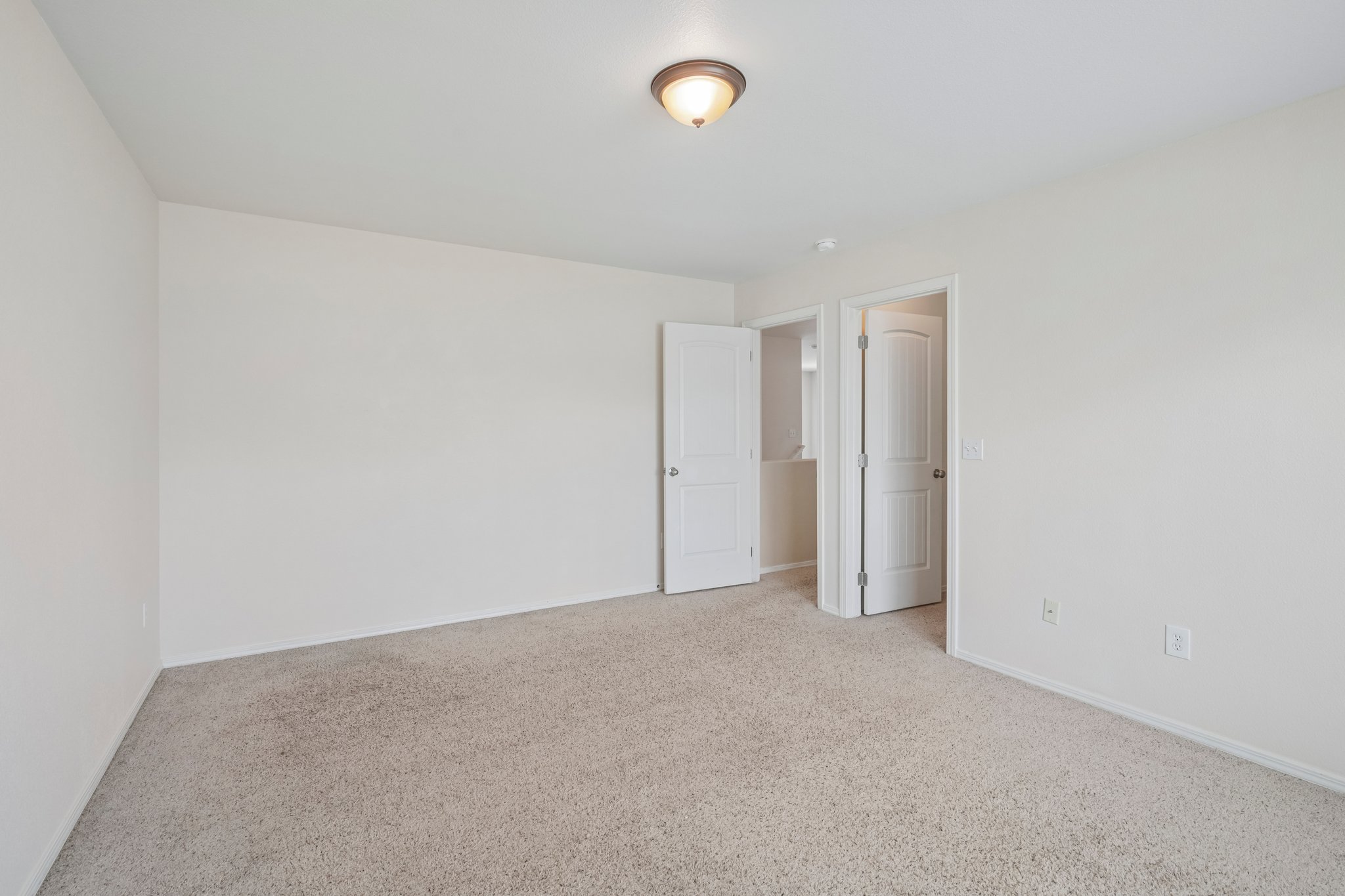 231262-232963 - 173 W Cooper Ave-S2907-027.jpg