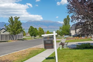 231262-232963 - 173 W Cooper Ave-S2907-002.jpg