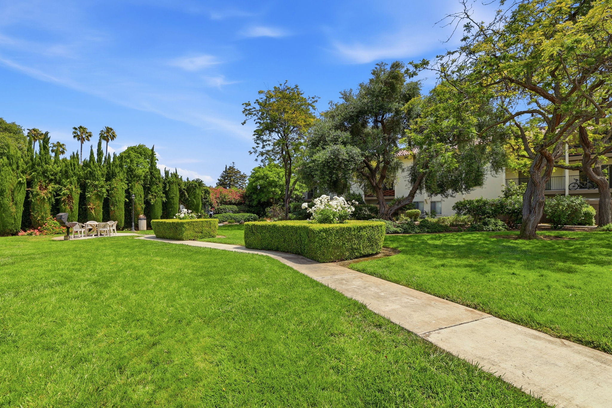 029_F8_1730 Halford Ave 247