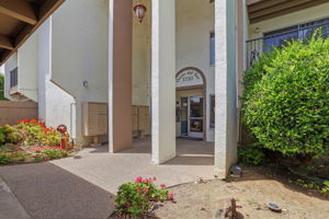 003_F8_1730 Halford Ave 247