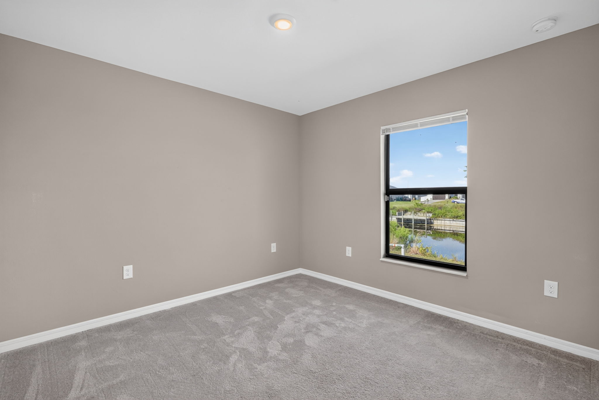 Guest Bedroom 2 - 2 of 2