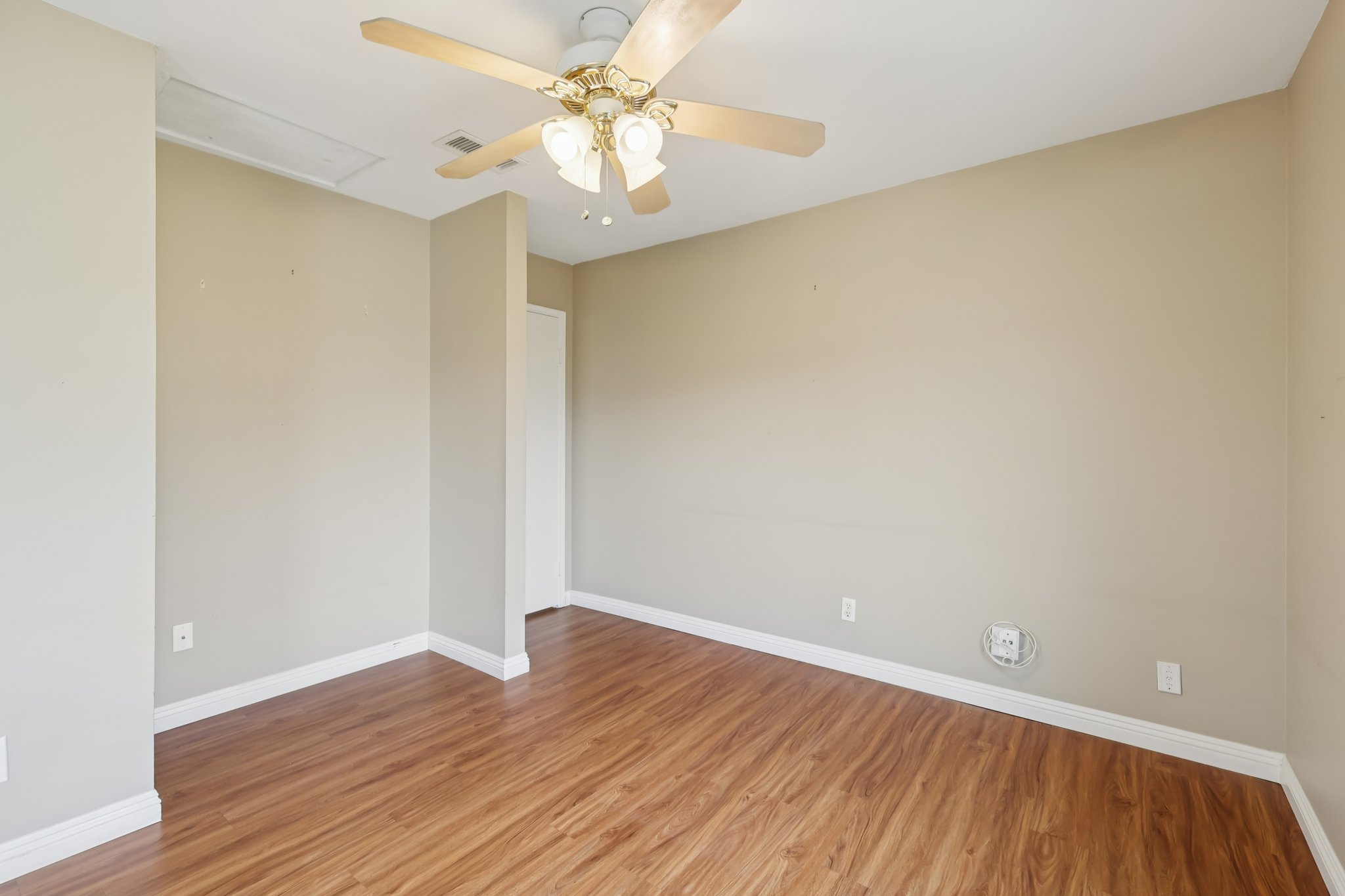 Pleasantdale Dr-S0801-021.jpg