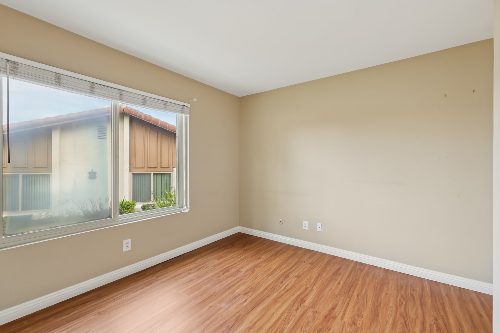 Pleasantdale Dr-S0801-026.jpg