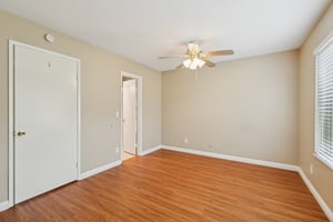 Pleasantdale Dr-S0801-029.jpg