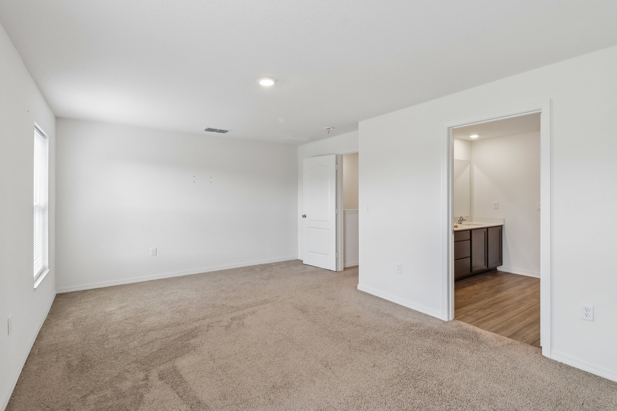 Wynford Cir-S1610-021.jpg