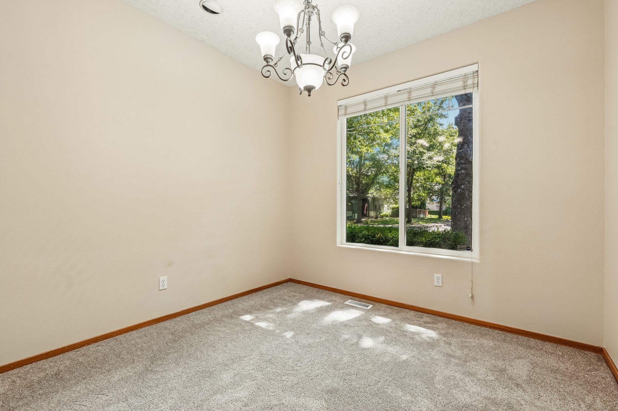 SE 23rd Way-S2108-027.jpg