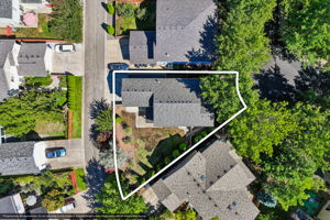57-print-SE 23rd Way-S2108-055-property_lines