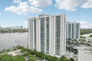 Biscayne Blvd LPH-6-041.jpg
