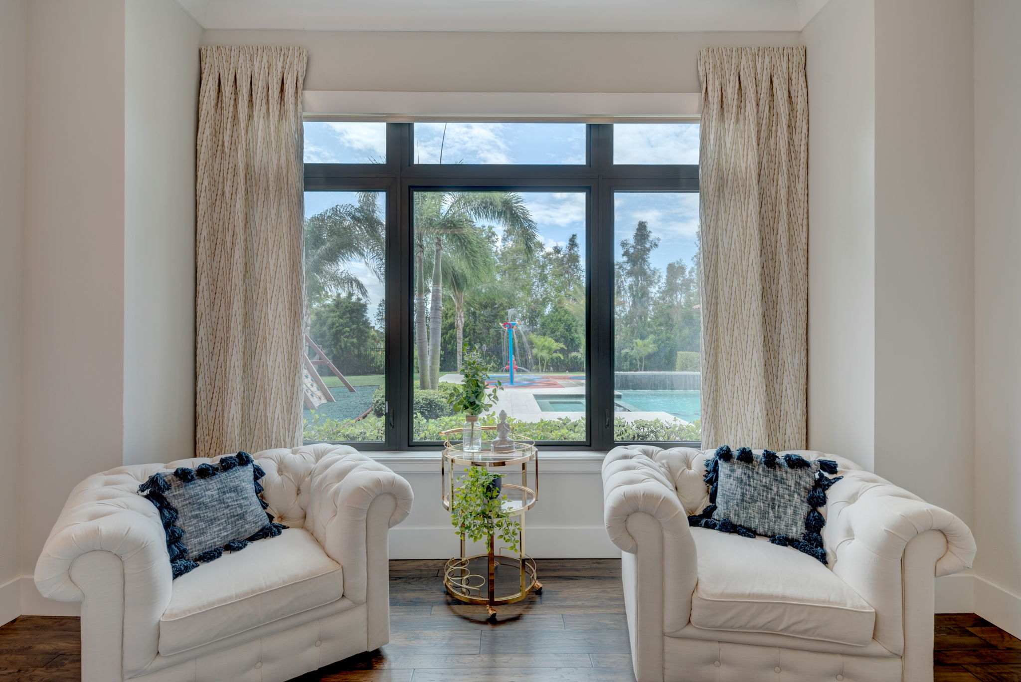 Primary Bedroom Sitting Area