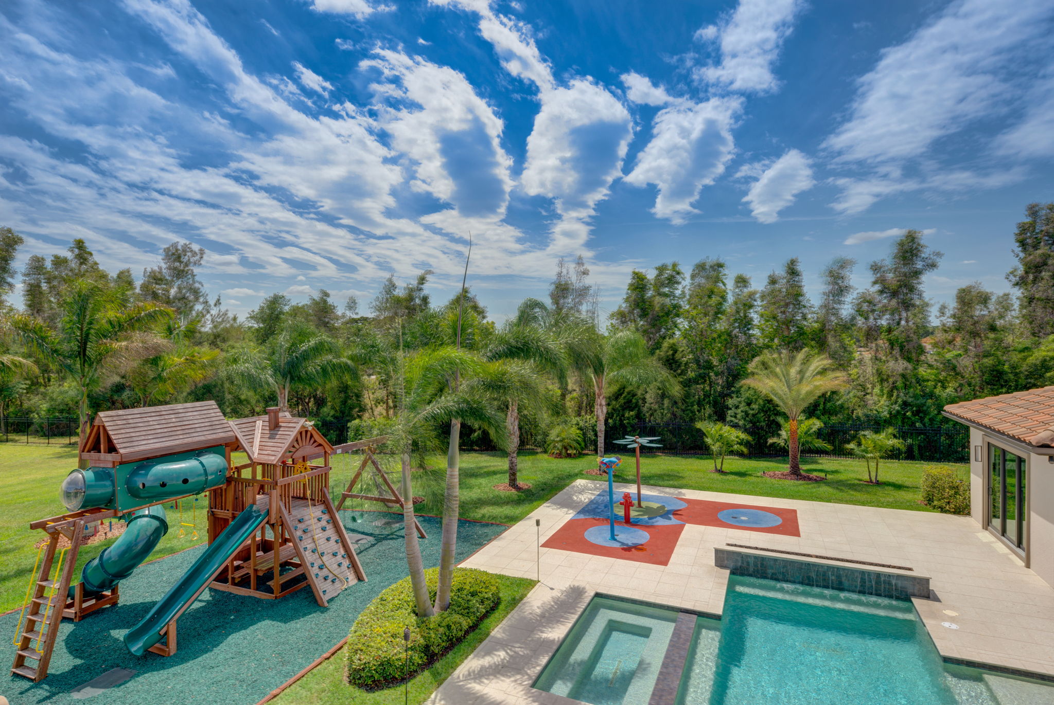 Family Room Balcony View2