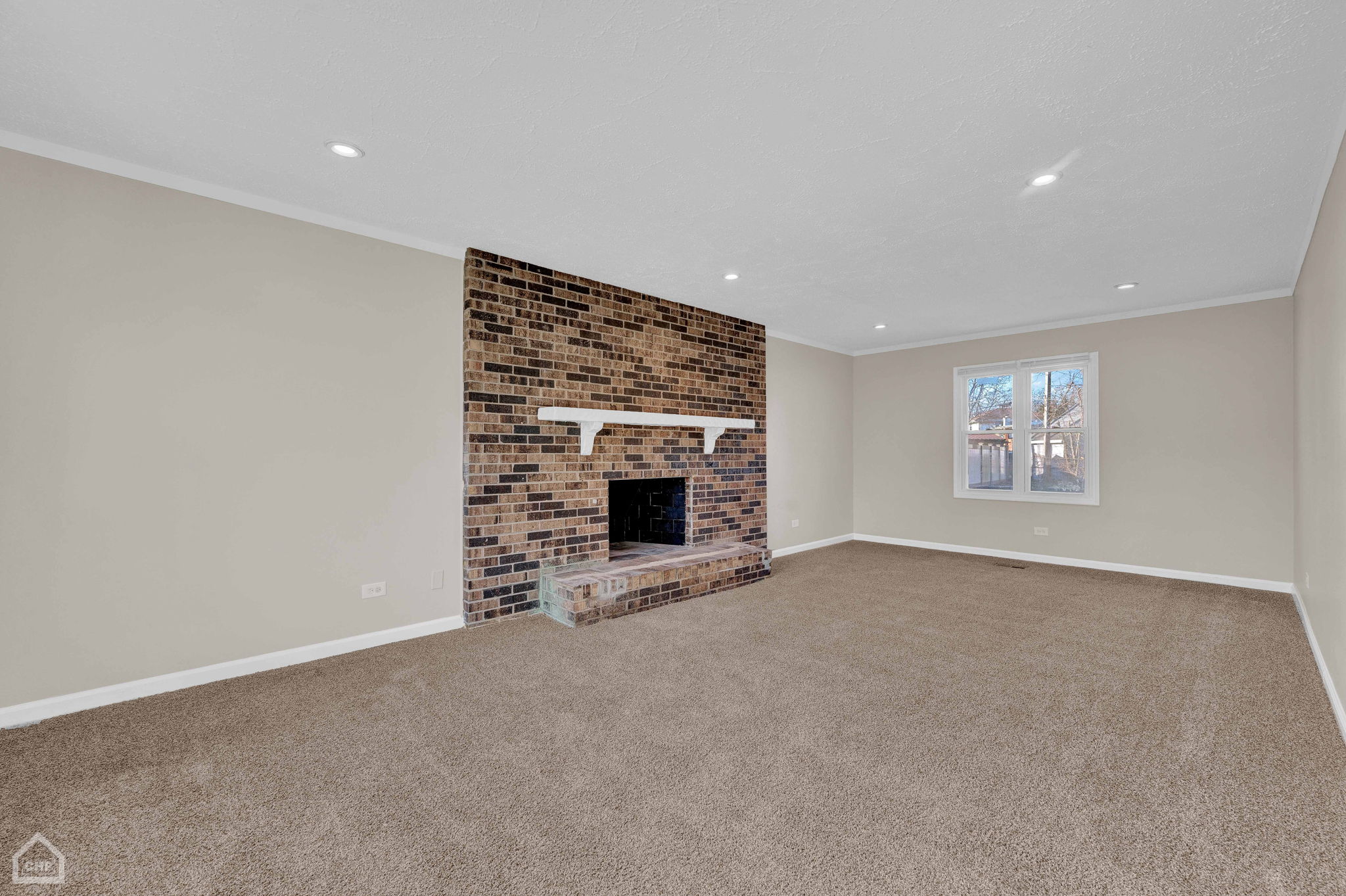 17302 Holmes Ave_006