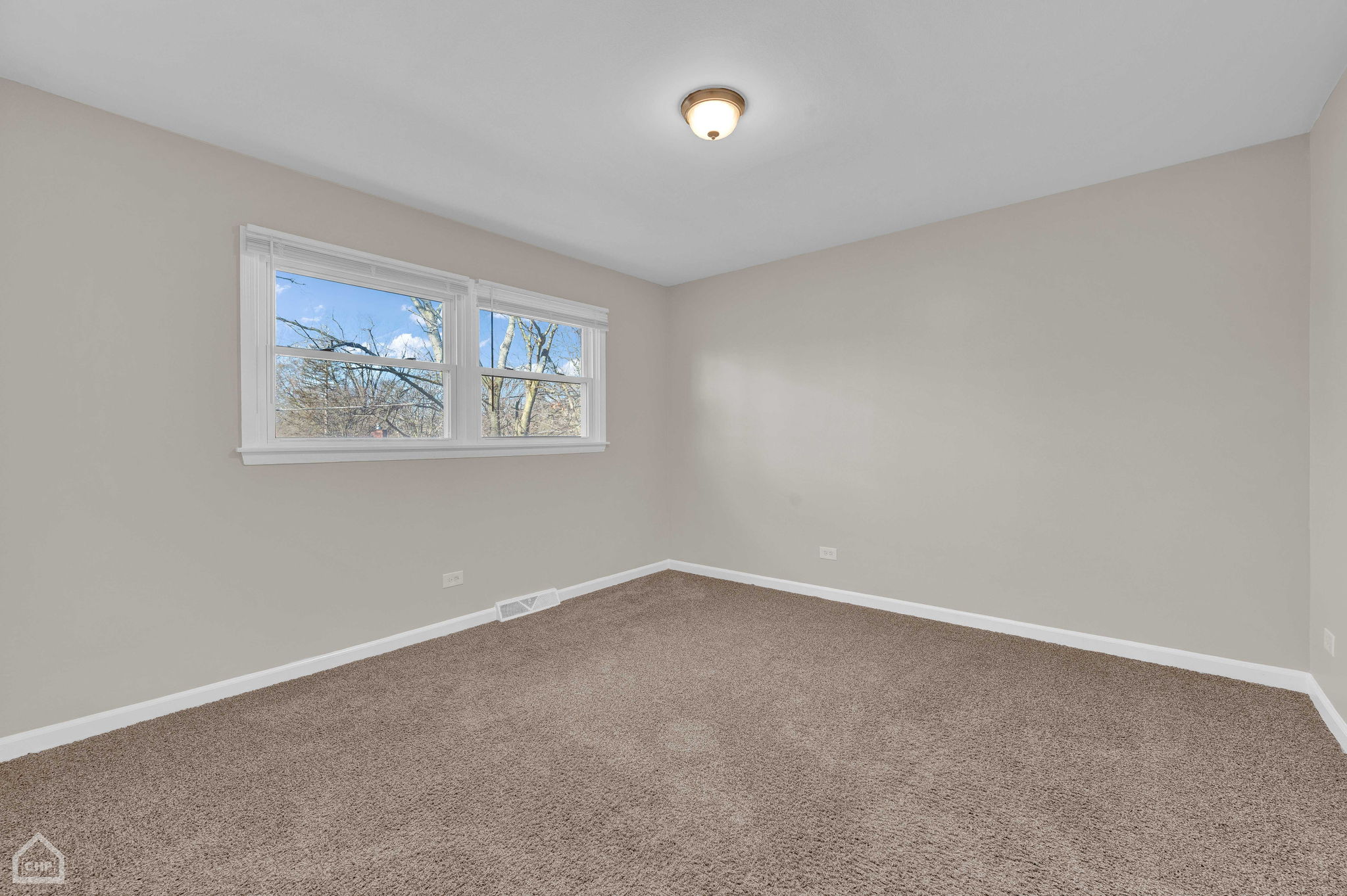 17302 Holmes Ave_018