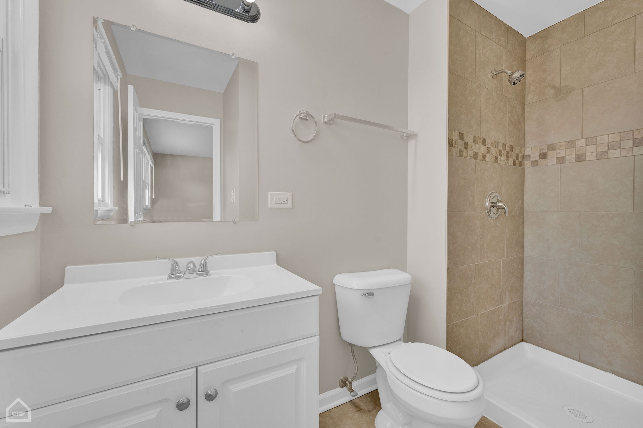 17302 Holmes Ave_020