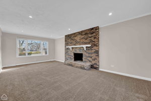 17302 Holmes Ave_007