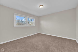 17302 Holmes Ave_018