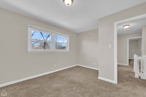 17302 Holmes Ave_021