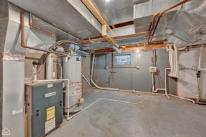 17302 Holmes Ave_023