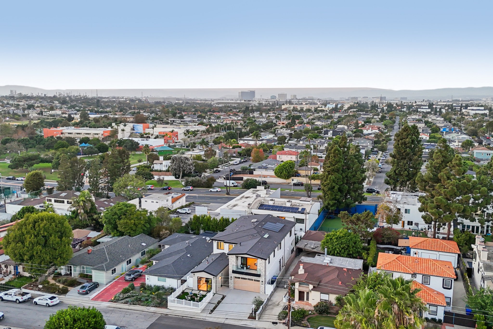 11th St-L2010-093.jpg