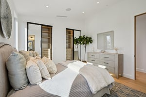 11th St-L2010-052.jpg