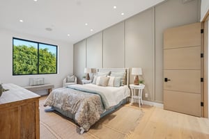 11th St-L2010-055.jpg