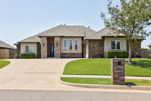  Photo 0