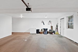  Photo 37