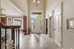 06 Entry Foyer 02