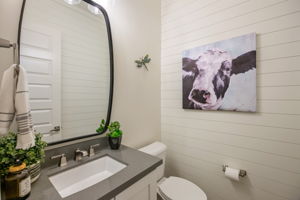  Photo 40