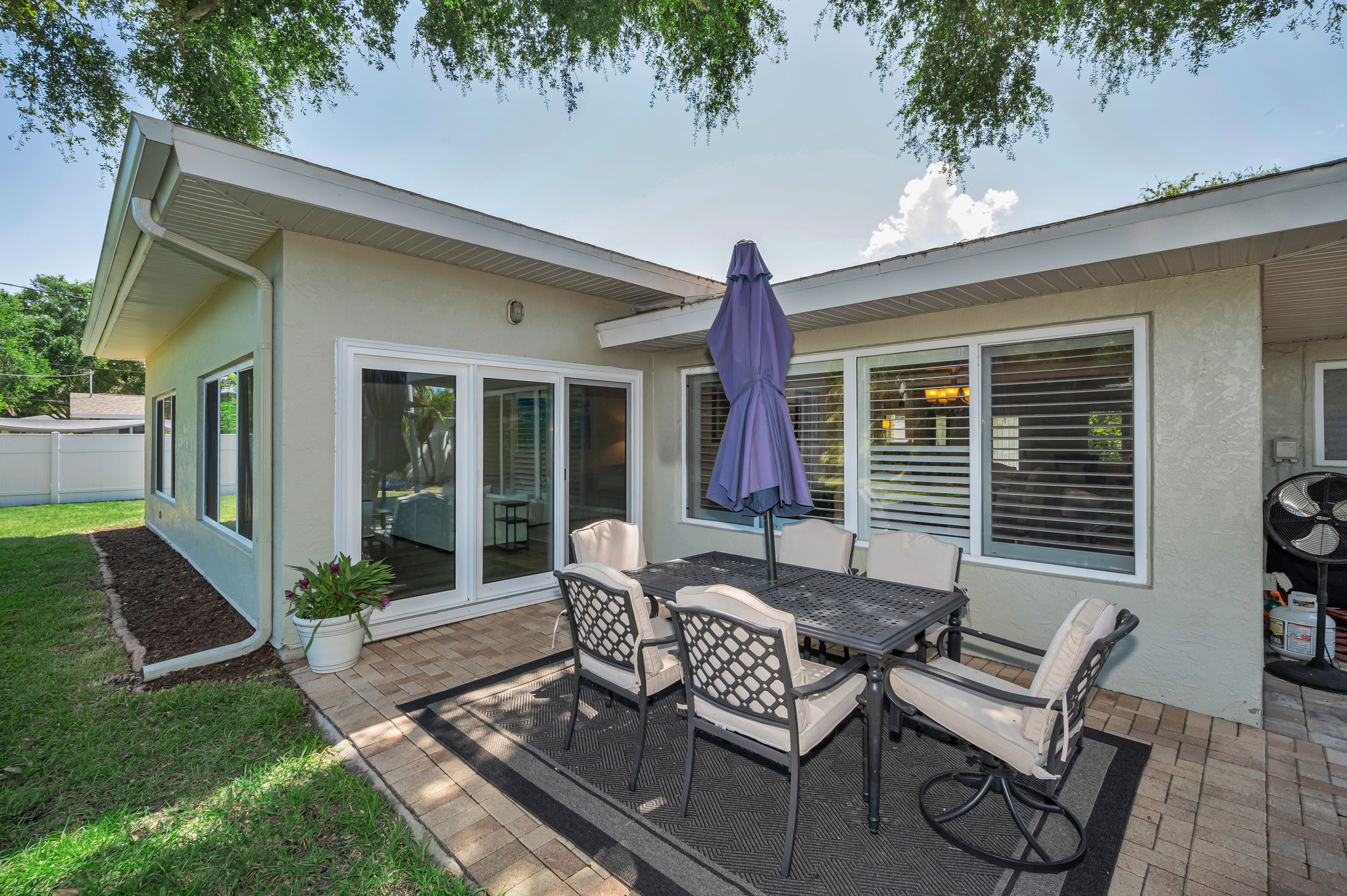 Patio2