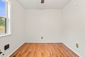  Photo 40