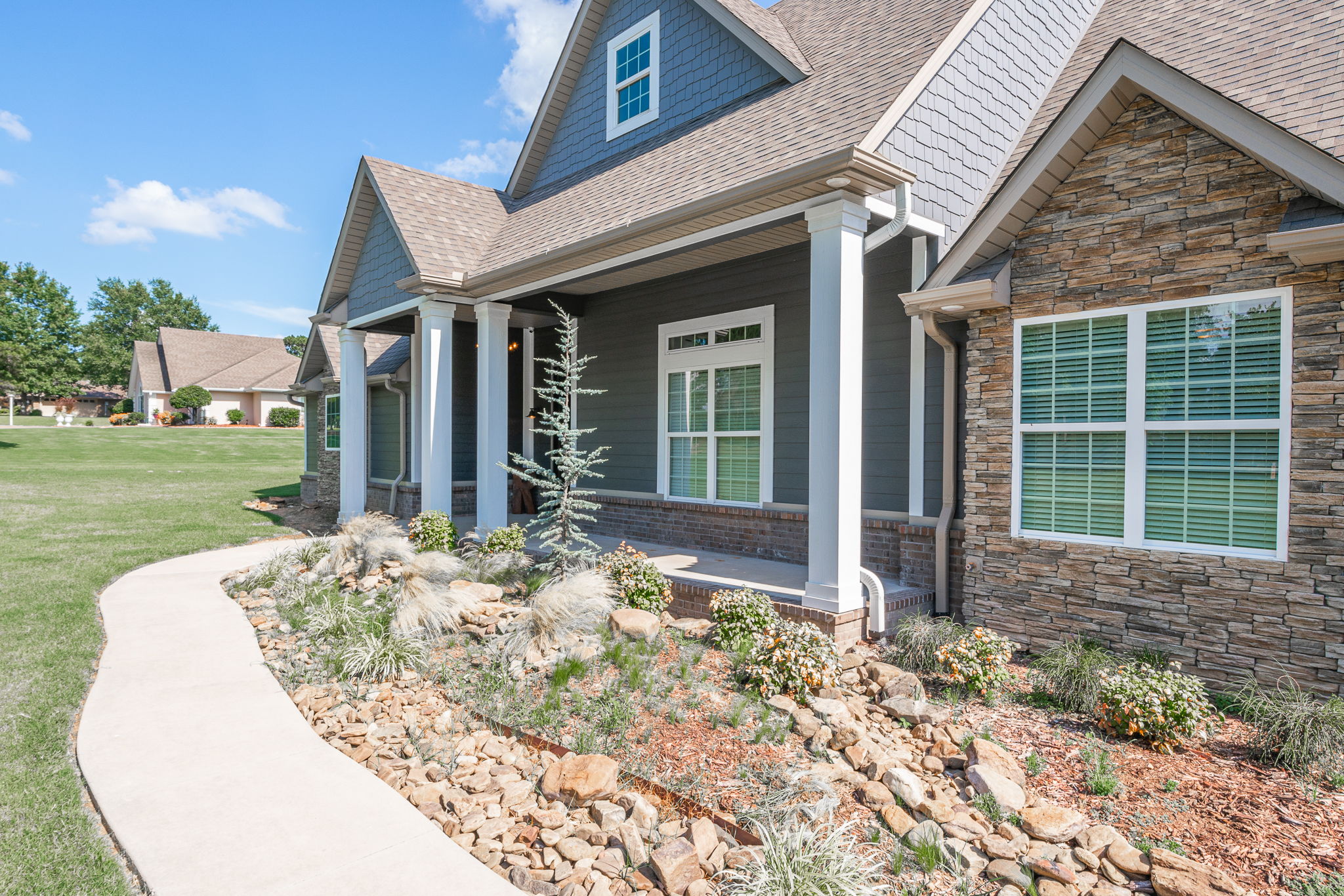 1732 N Mountain Grove Rd, Alma, AR 72921 Premier Photography