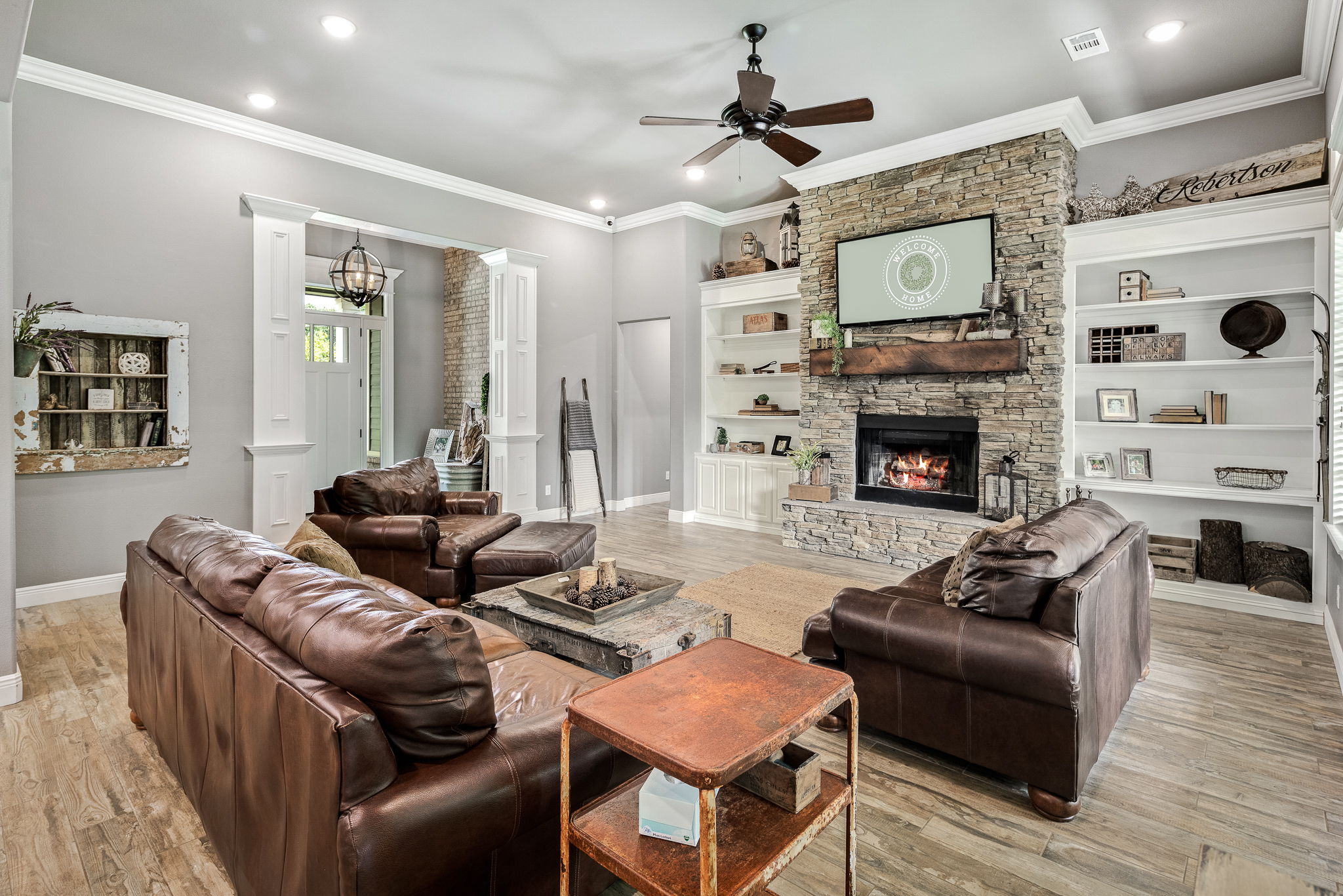 1732 N Mountain Grove Rd, Alma, AR 72921 Premier Photography