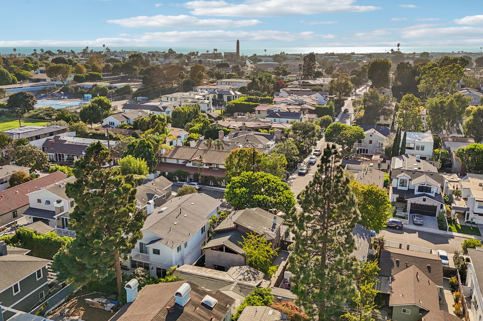 N Poinsettia Ave-L2908-061.jpg