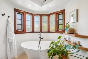 N Poinsettia Ave-L2908-040.jpg