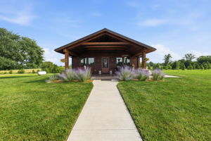 02 - Exterior Pavilion 01