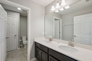  Photo 43