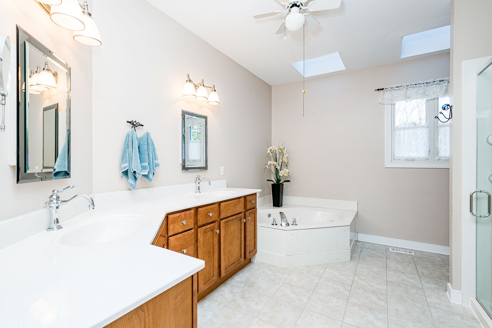  1733 Fox Downs Ln, Oilville, VA 23129, US Photo 38