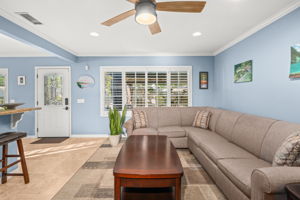 1733 Hornblend St-18