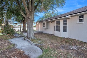 1733 Leichester Ct, Lutz, FL 33549, USA Photo 45