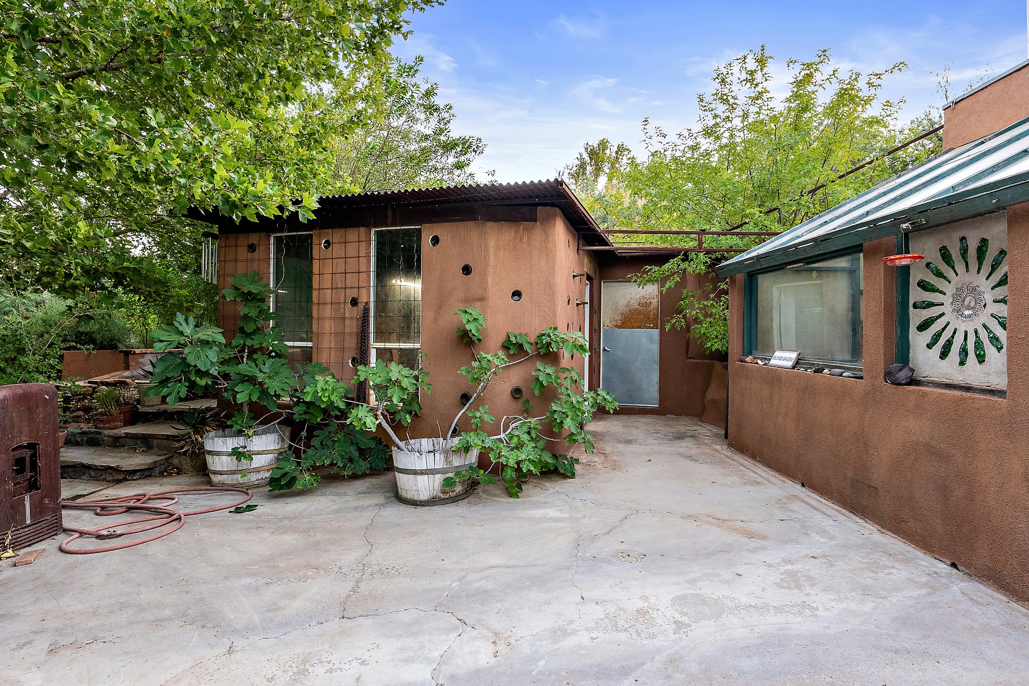 Art Studio / Root cellar