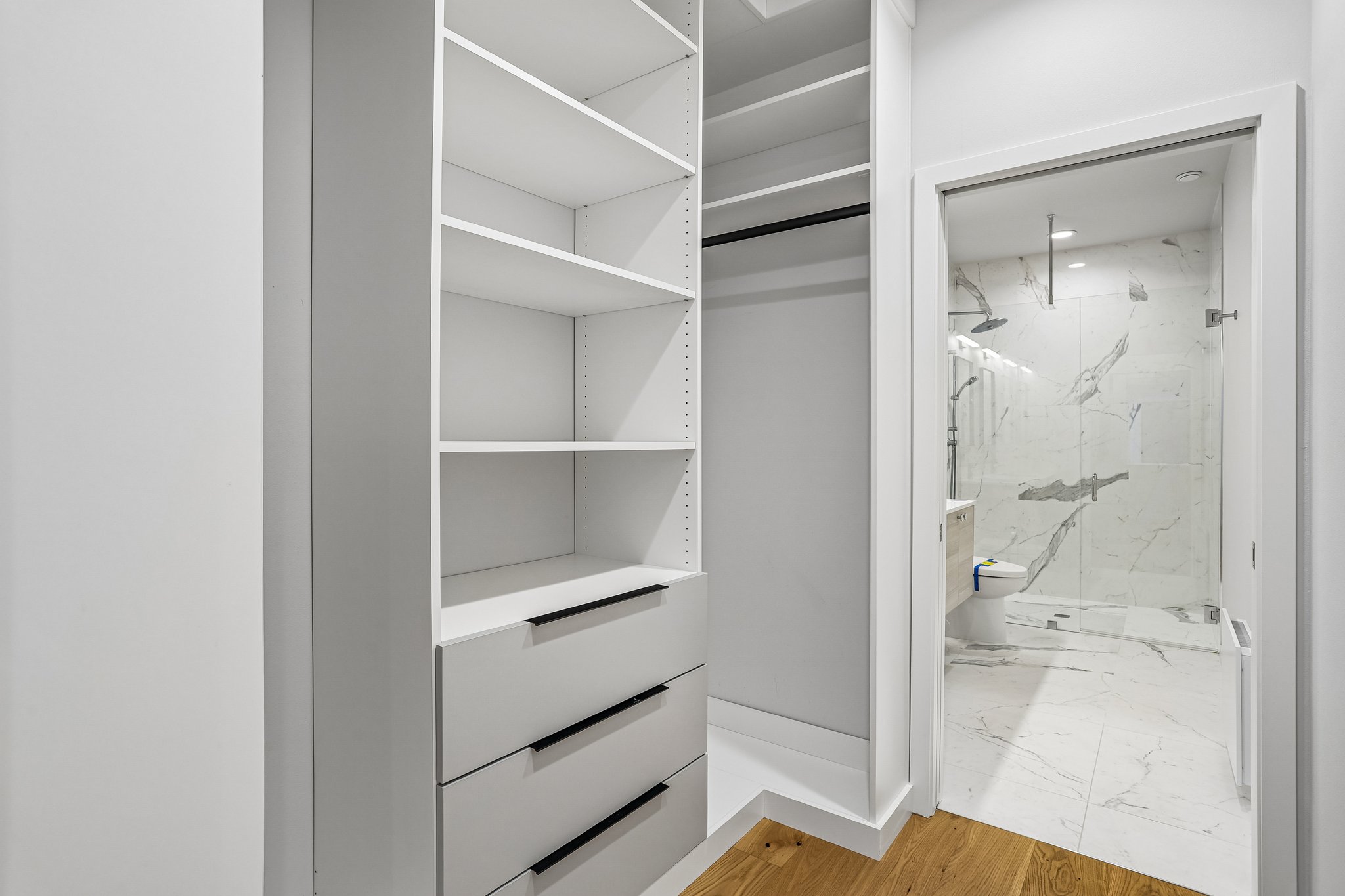 Bothell Way NE unit e-S2810-027.jpg