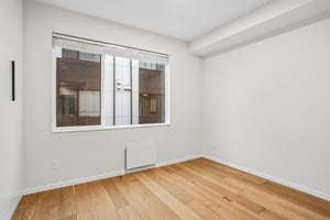 Bothell Way NE unit e-S2810-016.jpg